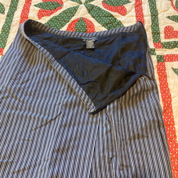 Striped Midi Skirt - Picture 6 of 10